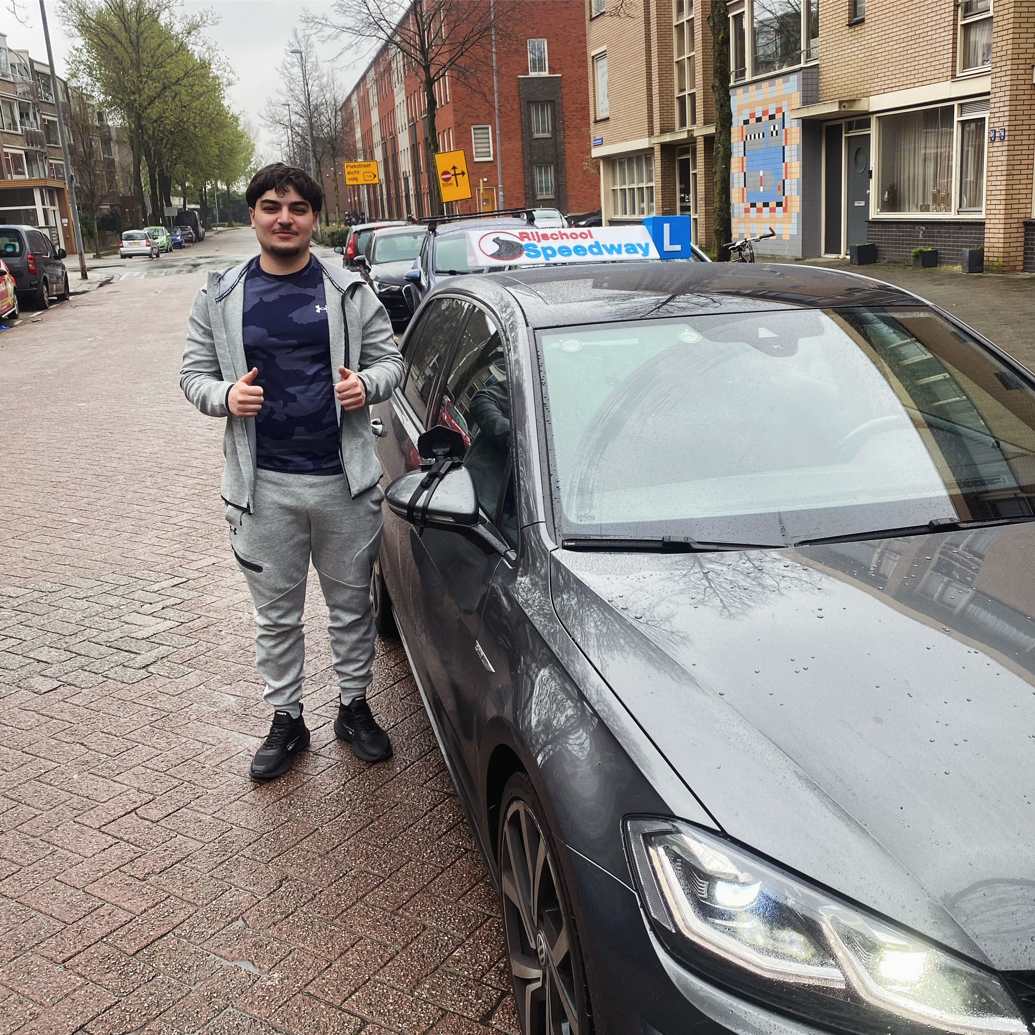 Review van Ali