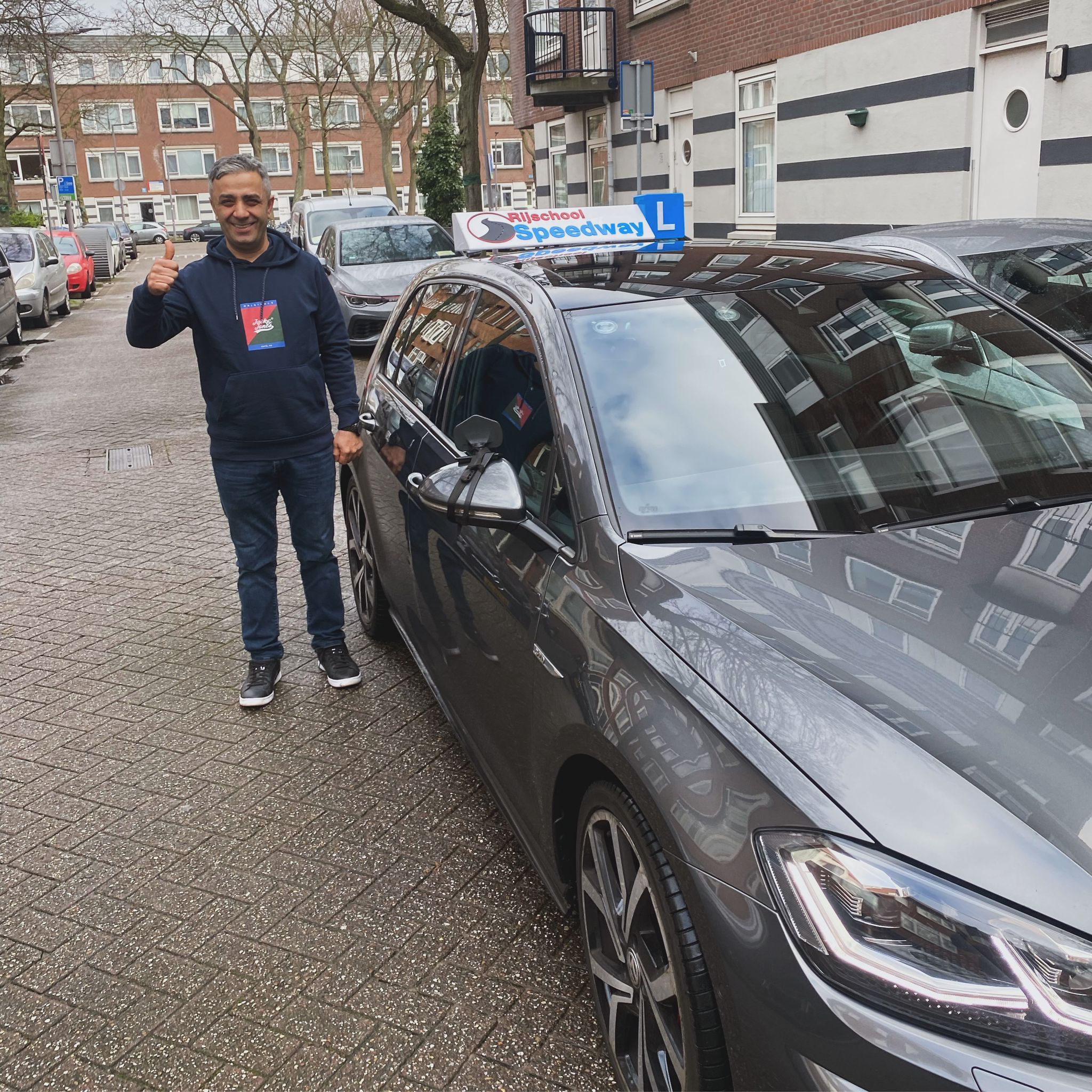 Review van Bilal