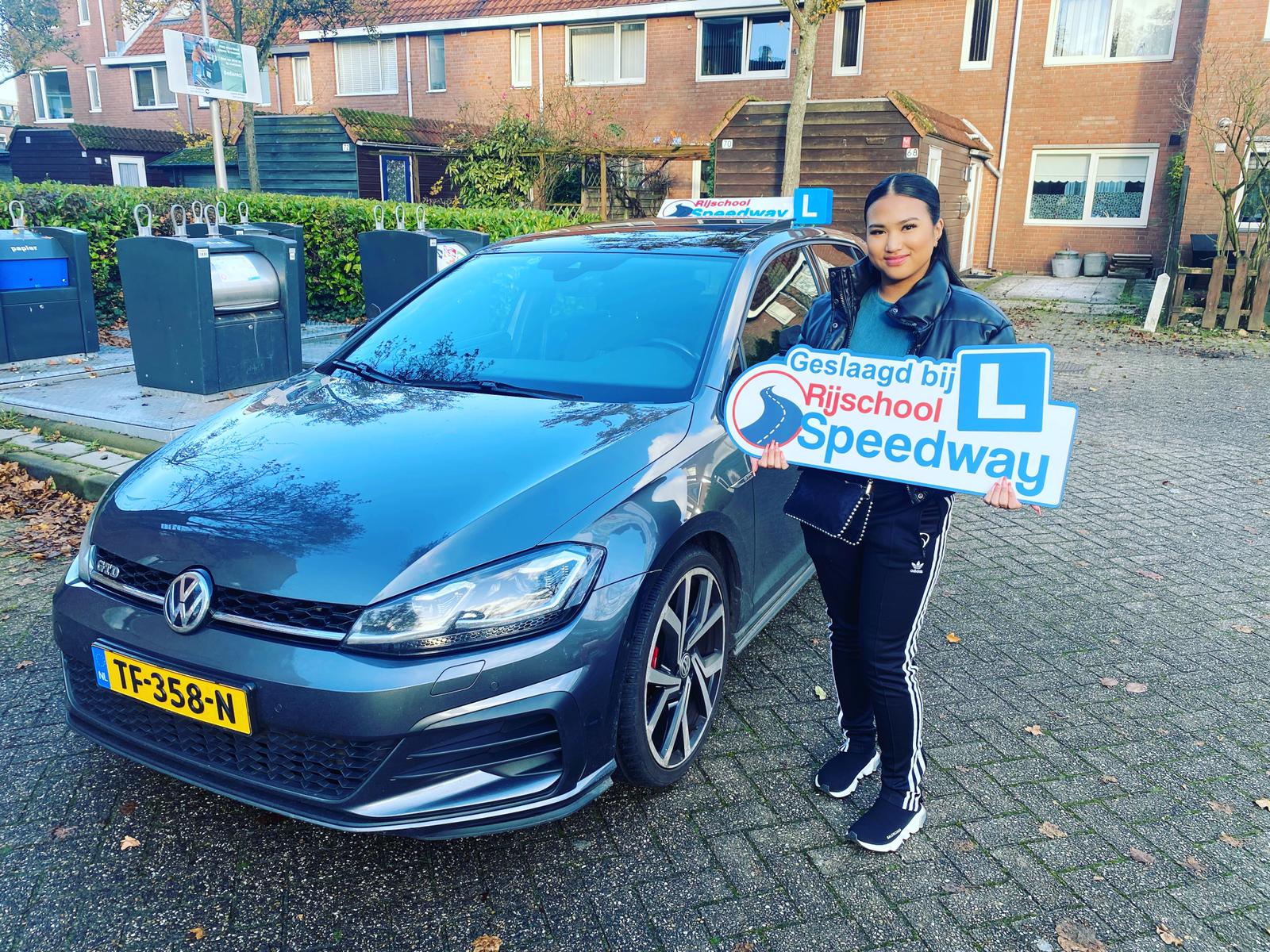 Rijschool Speedway - Rijschool in Rotterdam en Dordrecht omgeving